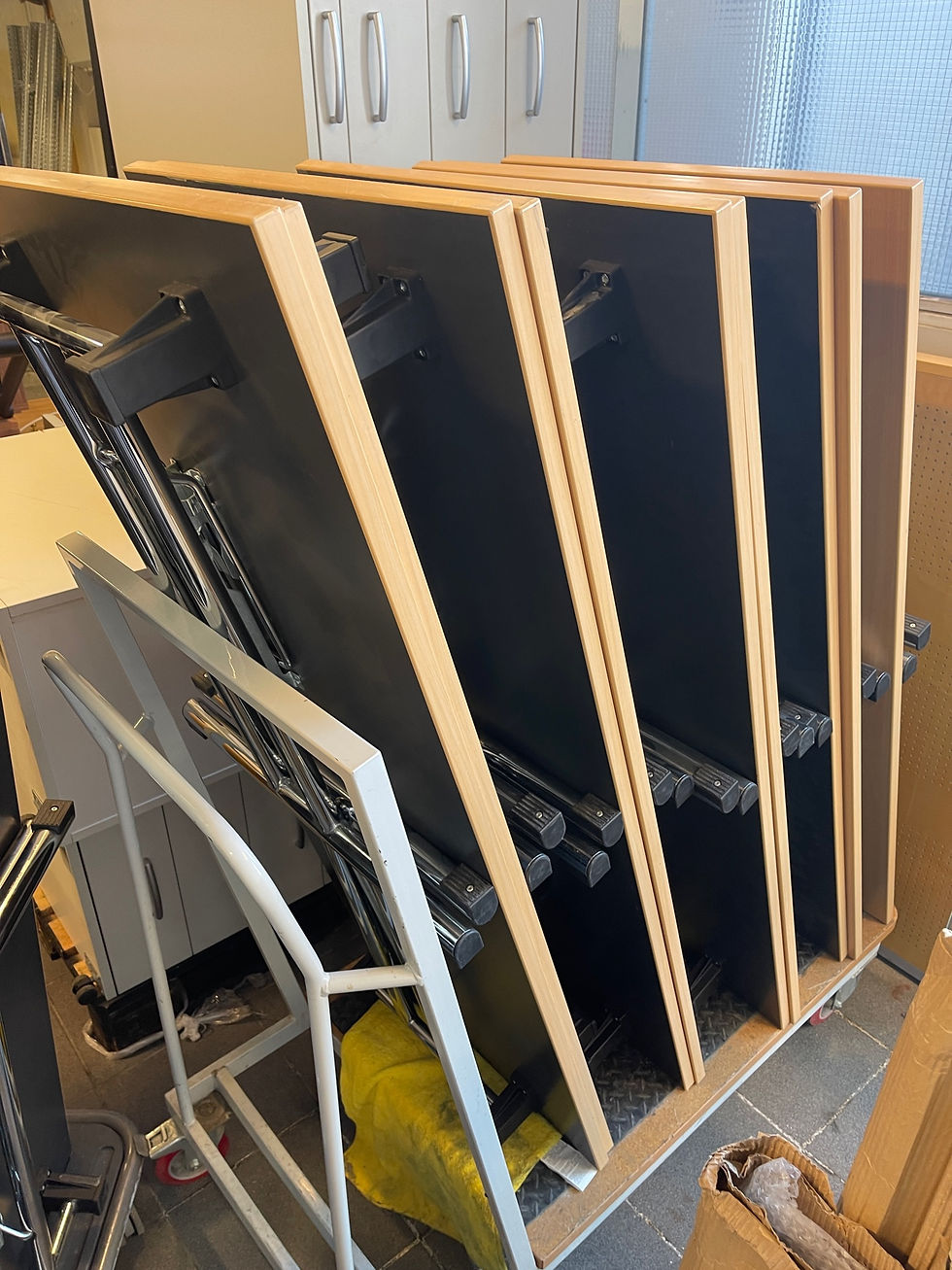 Thumbnail: Vara seld - sold - Felliborð 140 sm x 60 sm - 7 borð til.