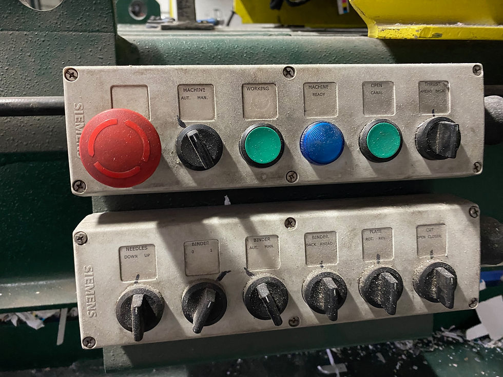 Thumbnail: SELT / SOLD Ormic ruslapressa - baggavél og skammtari / pappapressa / sorppressa