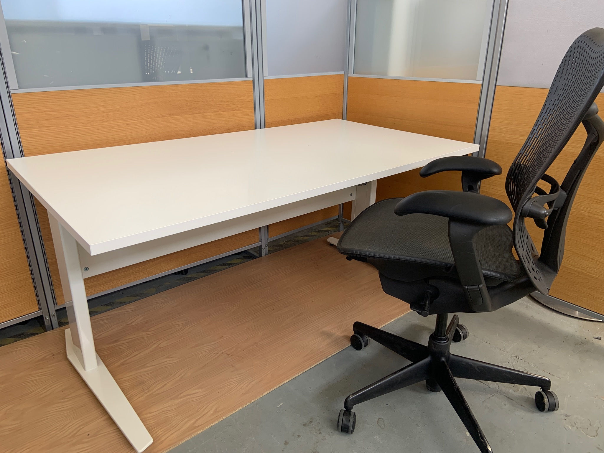 Selt-Rafmagnsborð frá Á.Guðmundsson