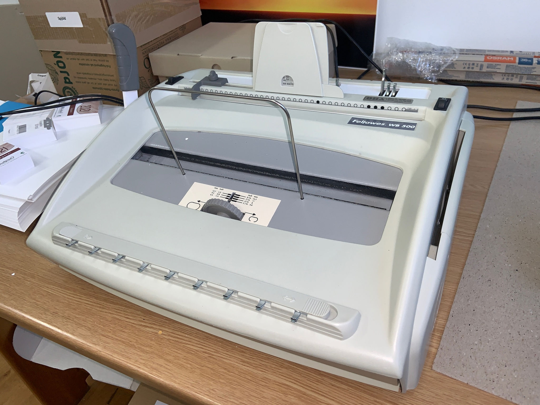 Selt - Fellowes WB 500 bindivél.