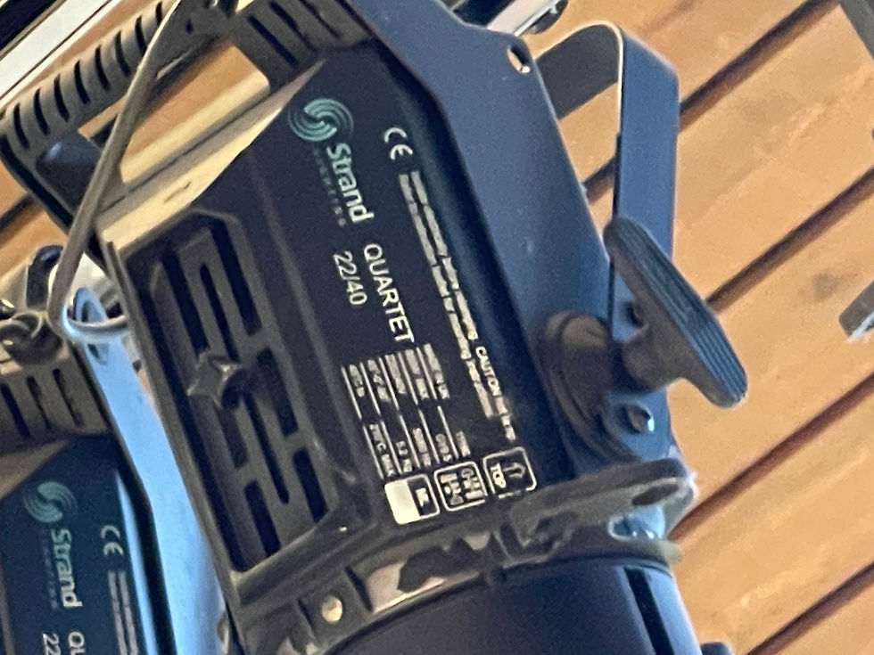 Thumbnail: SELT / SOLD Strand Quartet 22/40 ljóskastarar