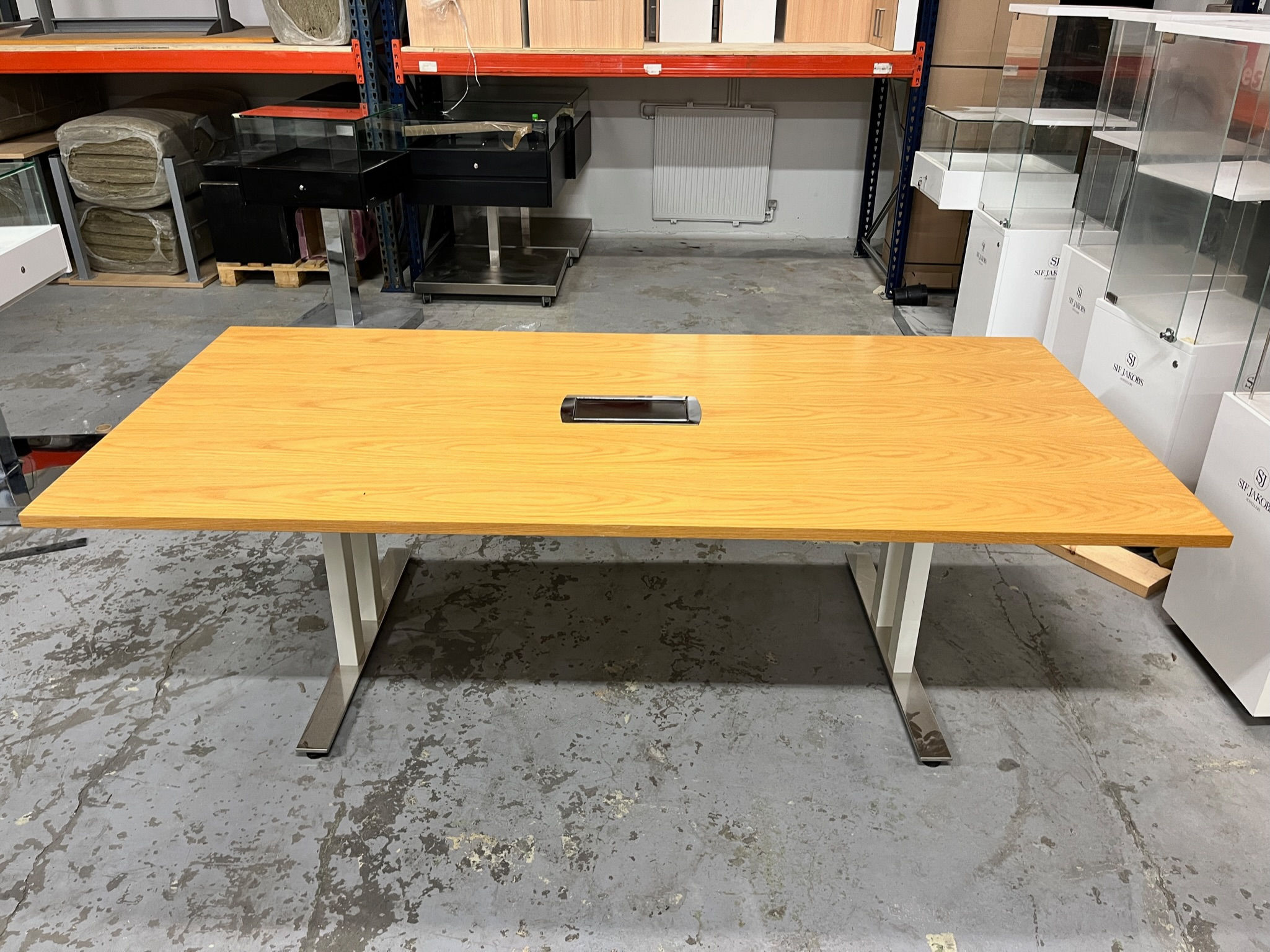 SELT / SOLD Fundarborð - 240 x 110