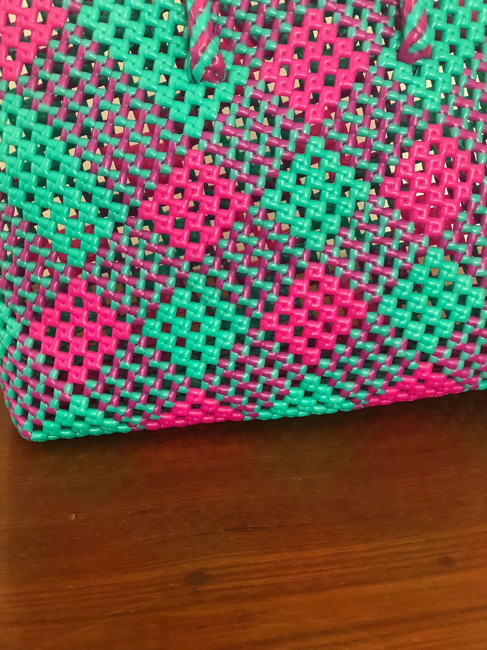 Thumbnail: Colourful square design basket