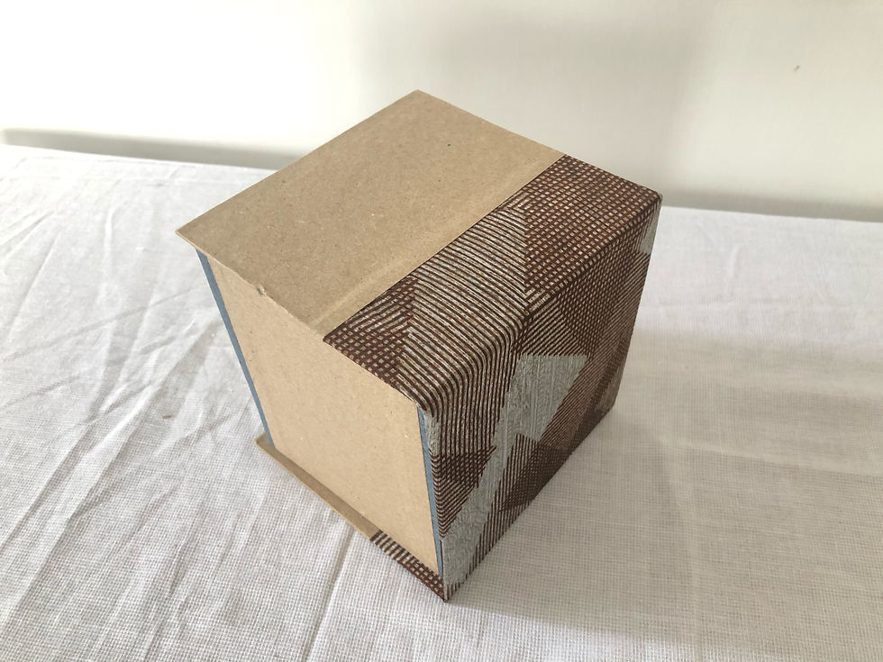 Thumbnail: Small gift box