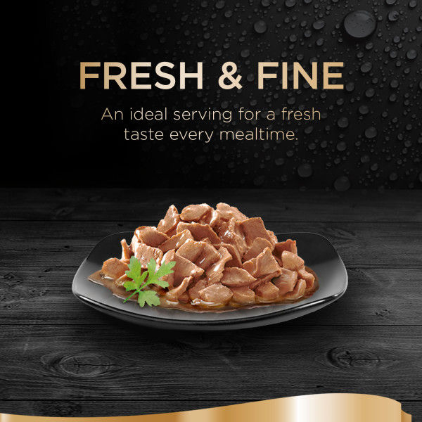 Thumbnail: SHEBA Fresh & Fine Cat Pouches Fish in Gravy 15x50g