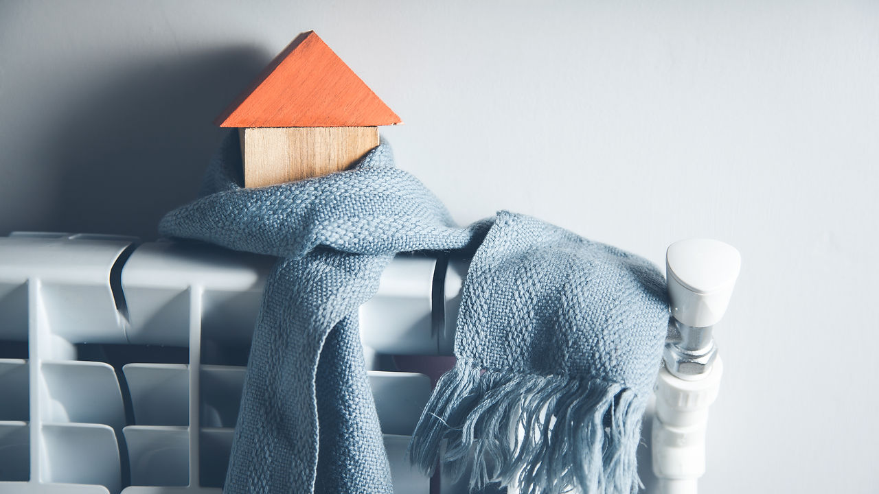 Une échappe autour d’une maison en bois