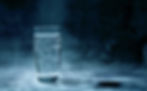 A picture showing a glass of water