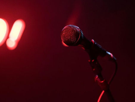Healing Through Laughter: Stand-Up Comedy Courses for Survivors of Abuse