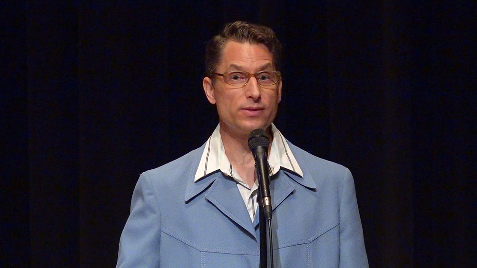 Comedian - Robert Mac - Comedy