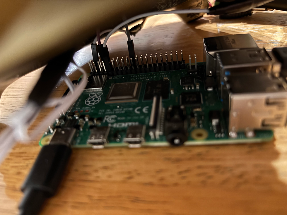 Raspberry Pi fitting underneath phone shell.