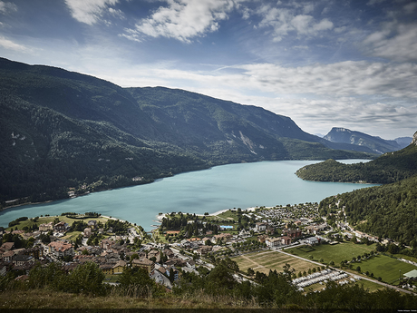 MOLVENO - LA PERFETTA UNIONE TRA LAGHI E MONTI - TURISMO DELLE RADICI - NUOVA MAPPA BORGHI D’ITALIA