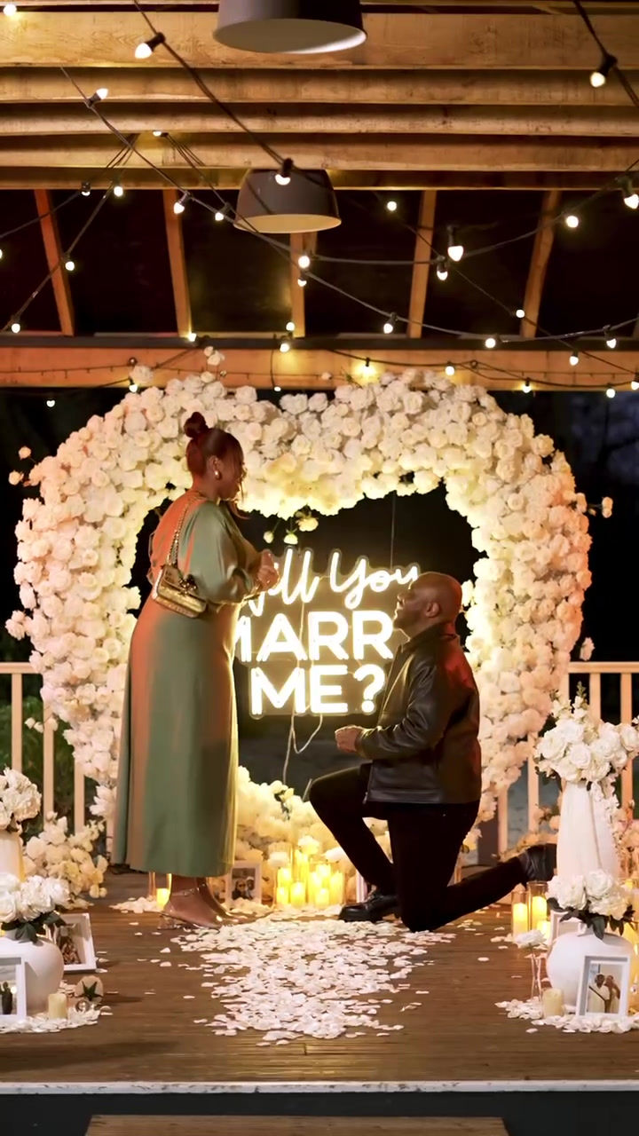 Thumbnail: The "Grand White Heart" at Hogarths Hotel