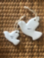 Petite colombe en céramique blanche à personnaliser