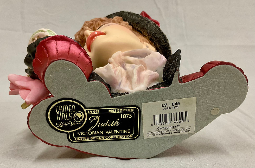 Thumbnail: 2002 Cameo Girls Judith 1875 “Victorian Valentine” Head Vase