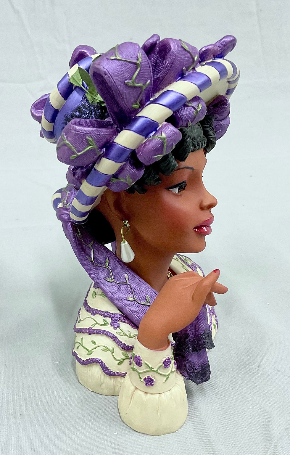 Thumbnail: 2005 Cameo Girls Miniature Celeste 1830 “Flirtation” Head Vase