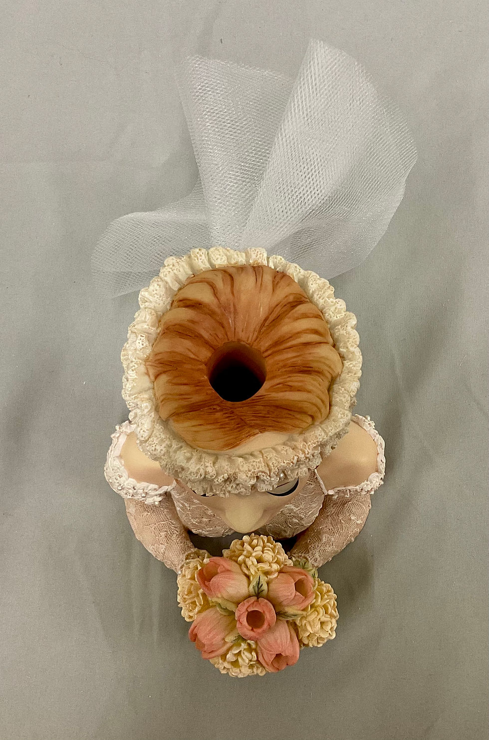 Thumbnail: 2002 Cameo Girls Clarissa 1996 “Blushing Bride” Head Vase