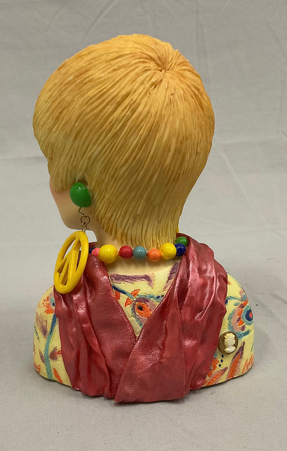 Thumbnail: 2000 Cameo Girls Sasha 1971 “Feelin’ Groovy” Head Vase