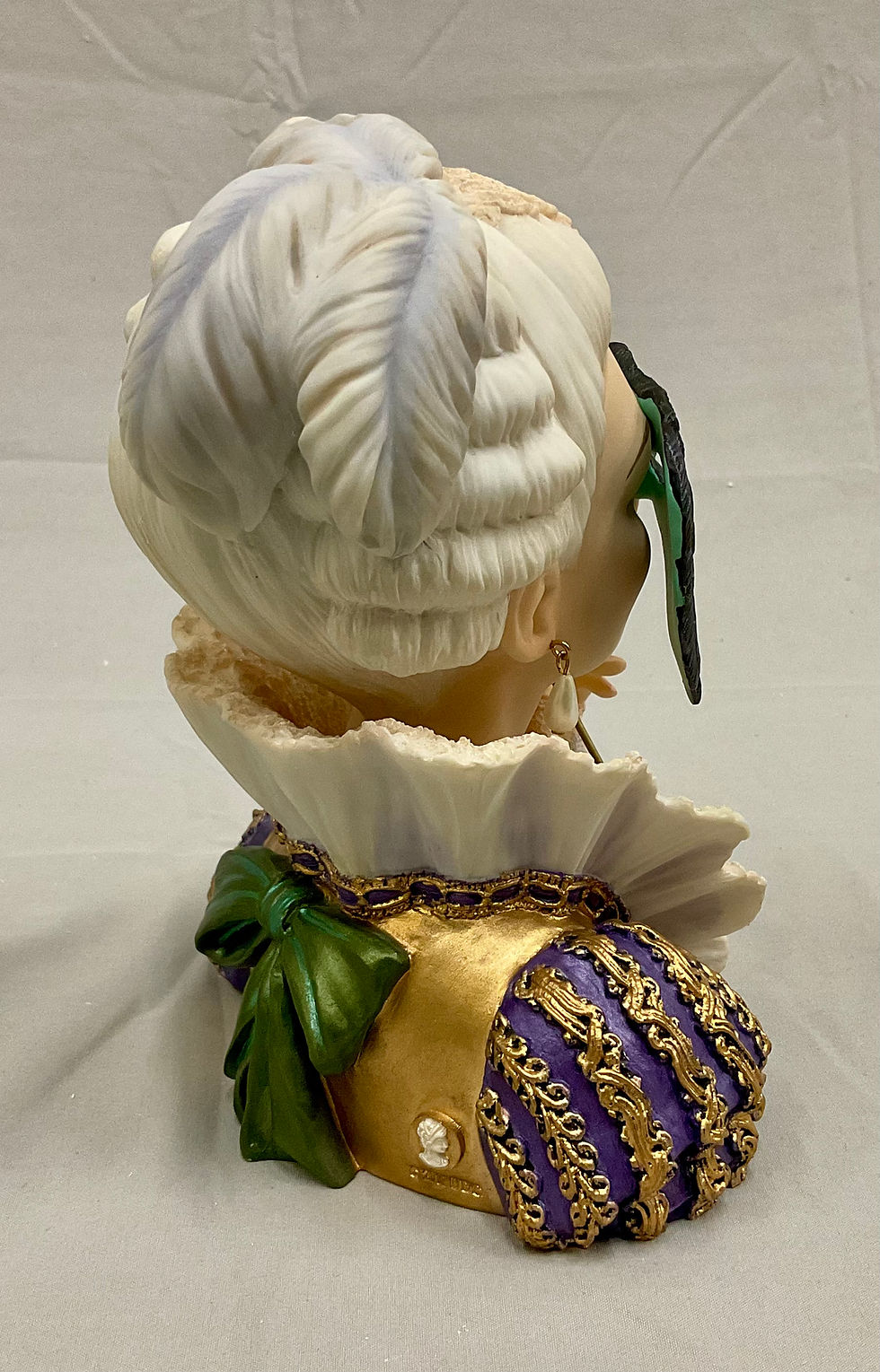 Thumbnail: 2002 Cameo Girls Abigail 1780 “Masquerade” Head Vase