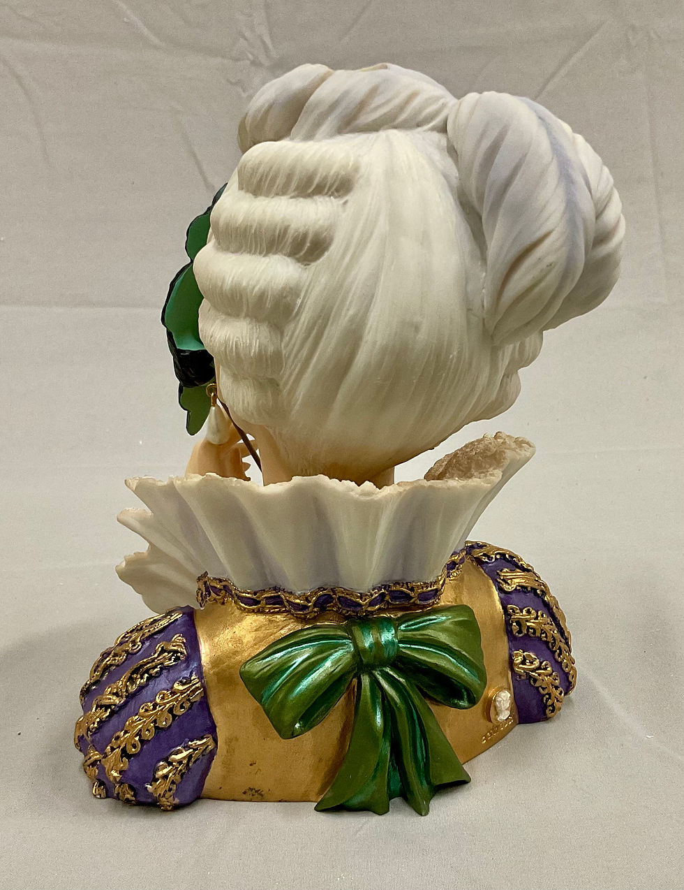 Thumbnail: 2002 Cameo Girls Abigail 1780 “Masquerade” Head Vase
