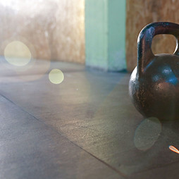 Kettlebell_edited.jpg