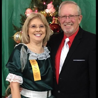 glenda and mike hoose_edited.jpg