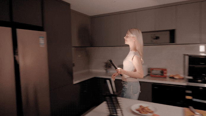 磁吸功能.2025-10-21 17_32_55.gif