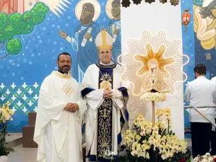 4° dia de novena é celebrado por Dom Anuar Batisti