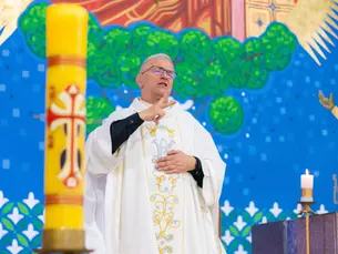 Missa do Crisma será concelebrada em LIBRAS no Santuário do Rocio