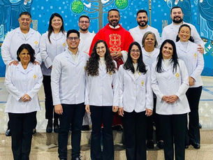 10 novos Ministros Extraordinários da Sagrada Comunhão recebem investidura no Santuário do Rocio