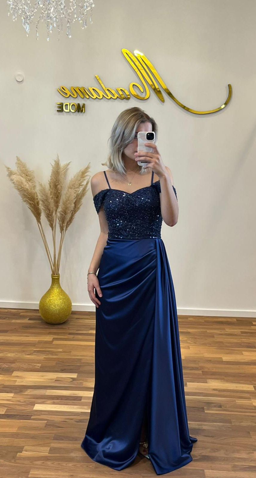 Roselle Dress- Dunkelblau
