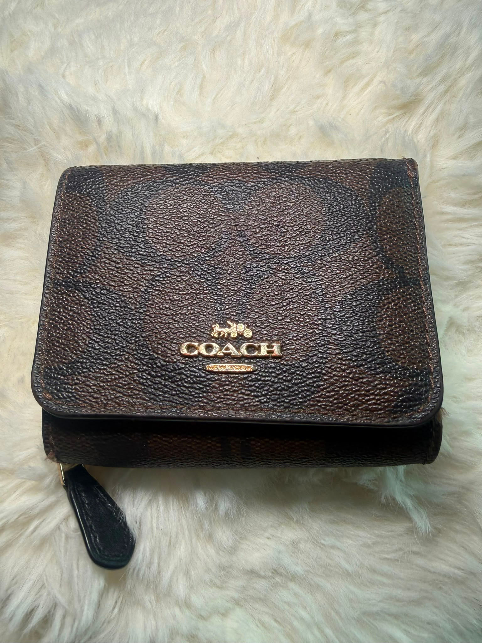 Authentic Coach Signature Canvas Small Trifold Wallet