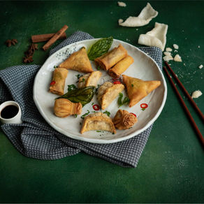 Meatless Farm introduceert als eerste plantaardige Aziatische borrelsnacks