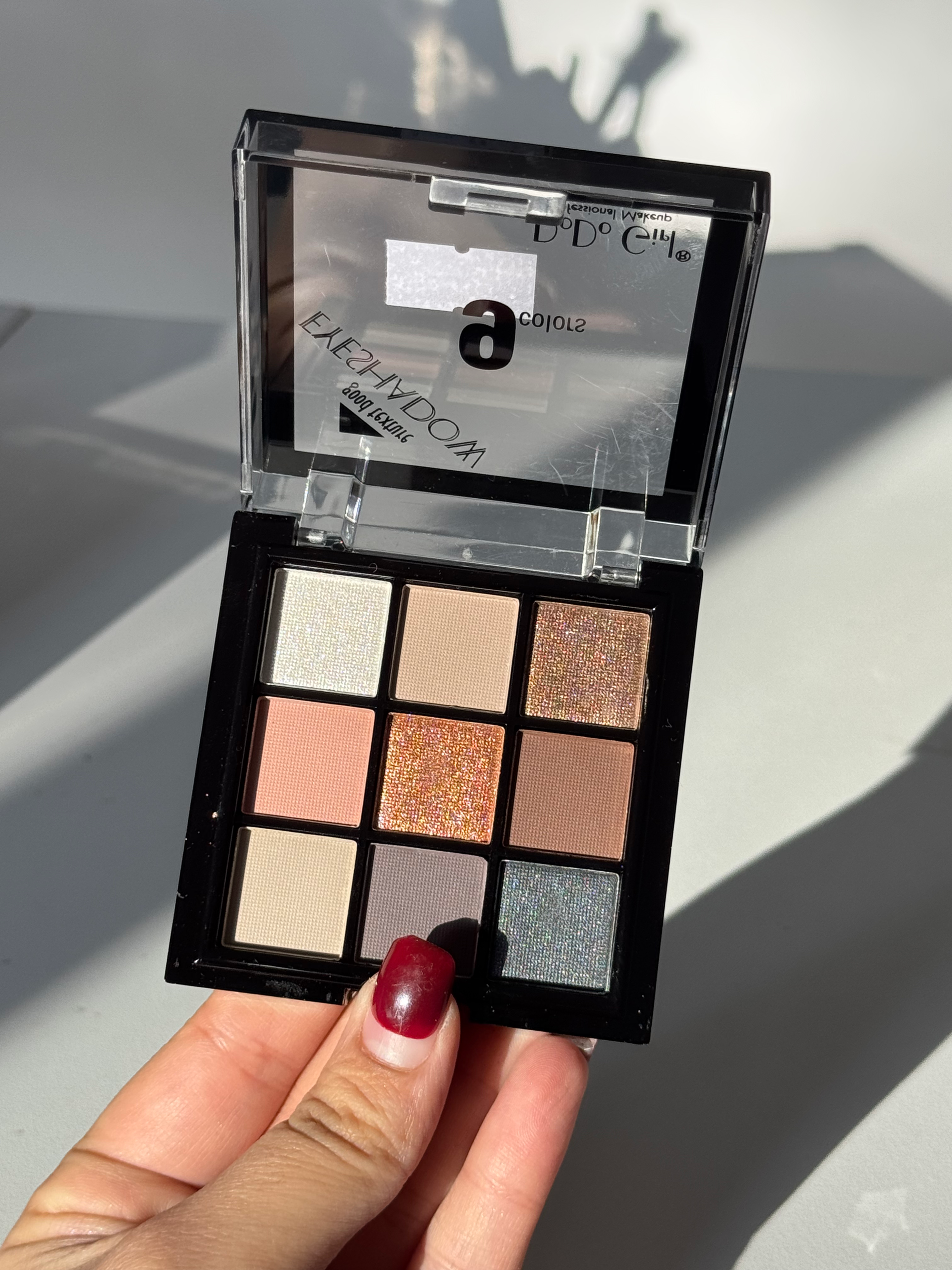 Палетка теней NO Д3075