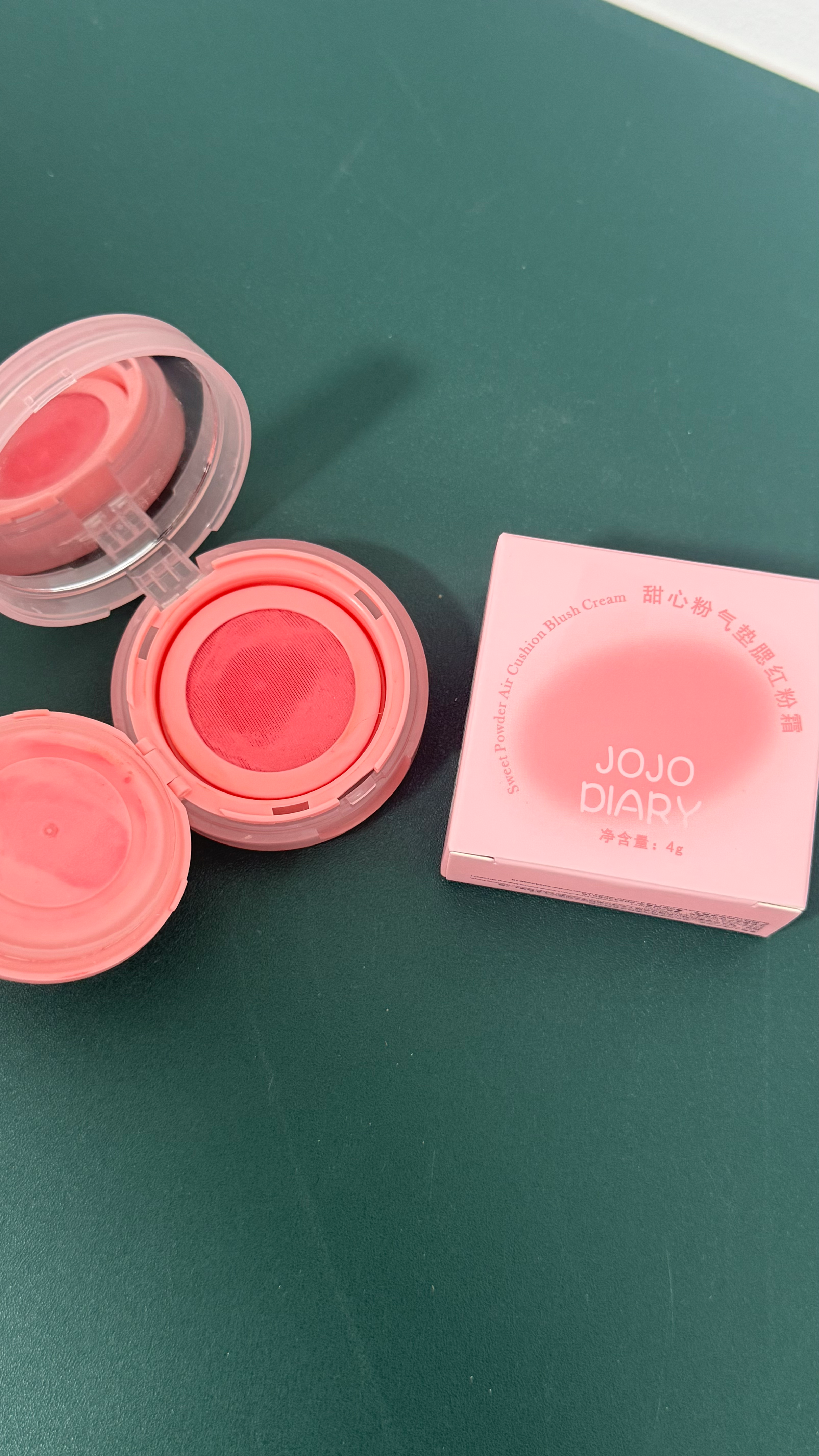 Румяна в виде кушона JOJO diary 