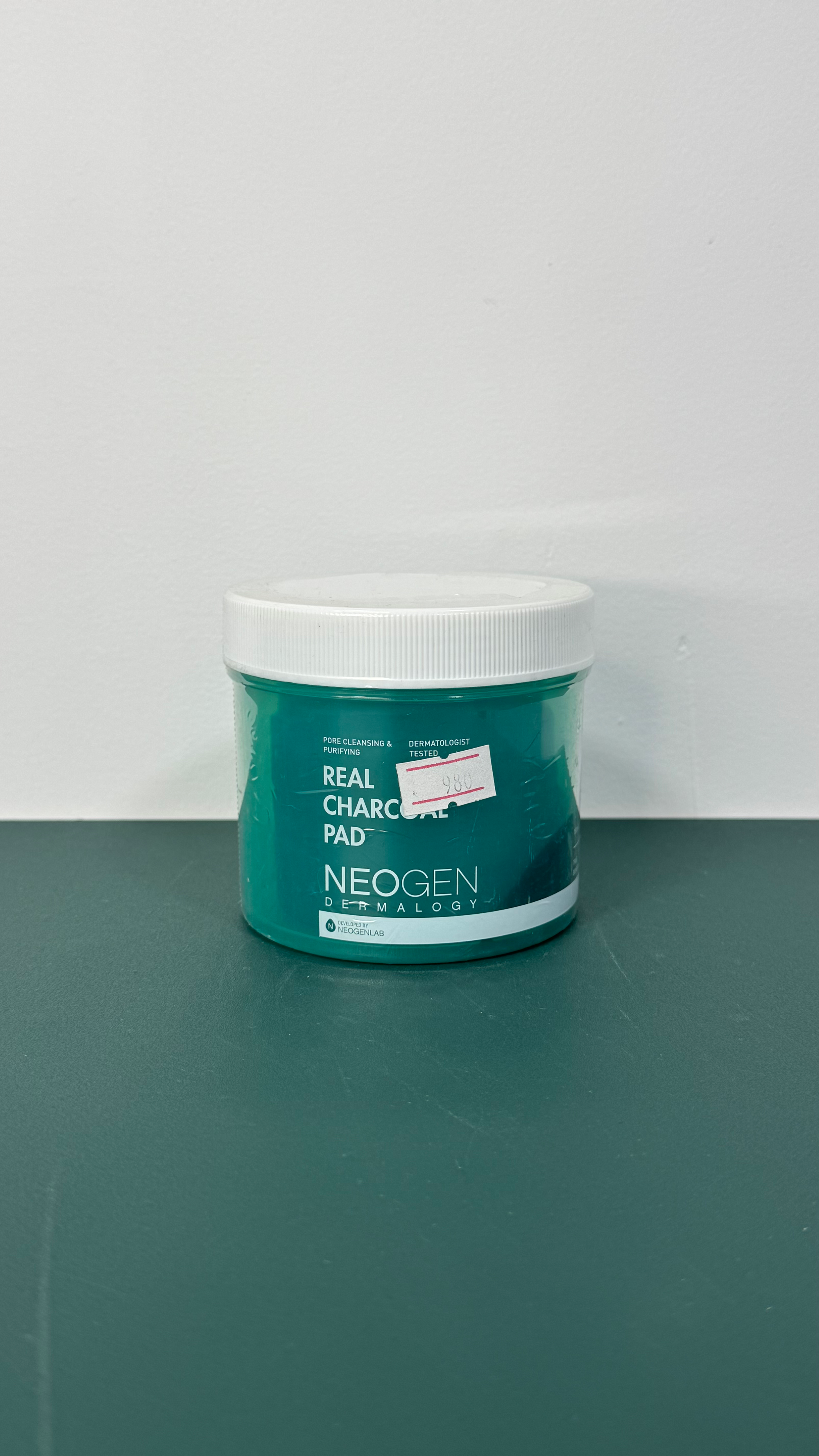 Очищающие пэды с древесным углём Neogen Dermalogy Real Charcoal Pad