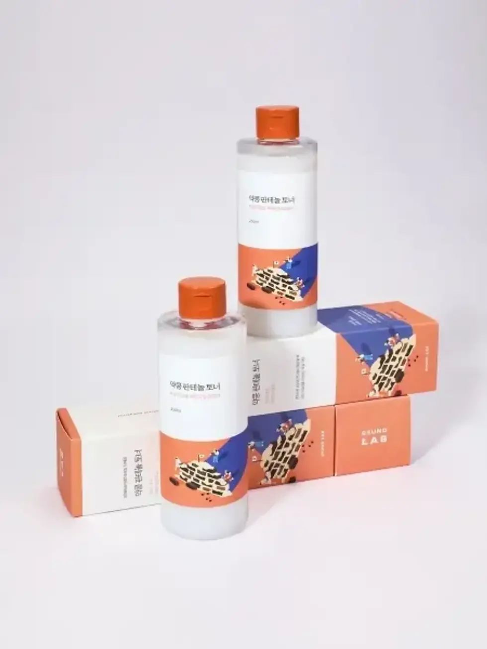 Барьерный тонер с чёрной соей и пантенолом Round Lab