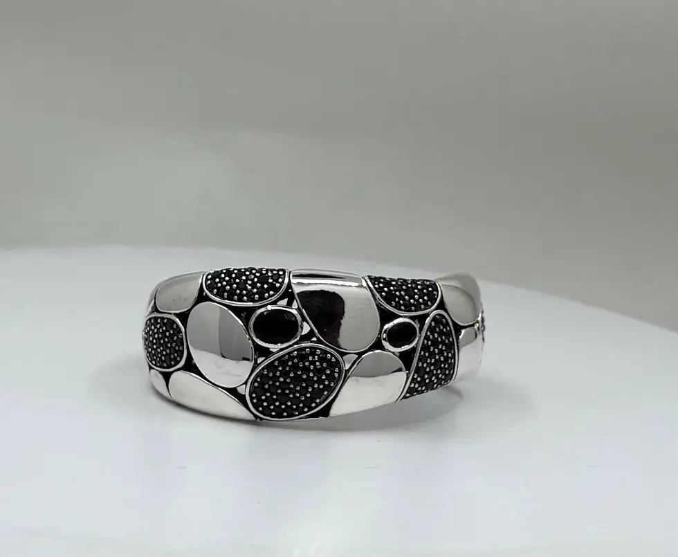 Thumbnail: John Hardy Kali Pebble Lava Kick Cuff bracelet