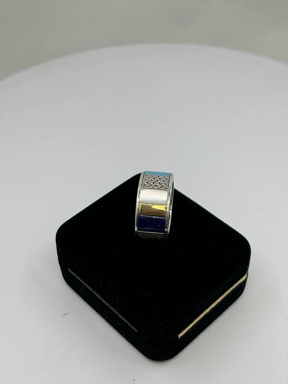 Thumbnail: John Hardy Men’s Carved Hard Stone Chain Ring