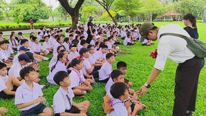 English Outdoor Learning Activity - กิจกรรมเรียนรู้ภาษาอังกฤษนอกห้องเรียน