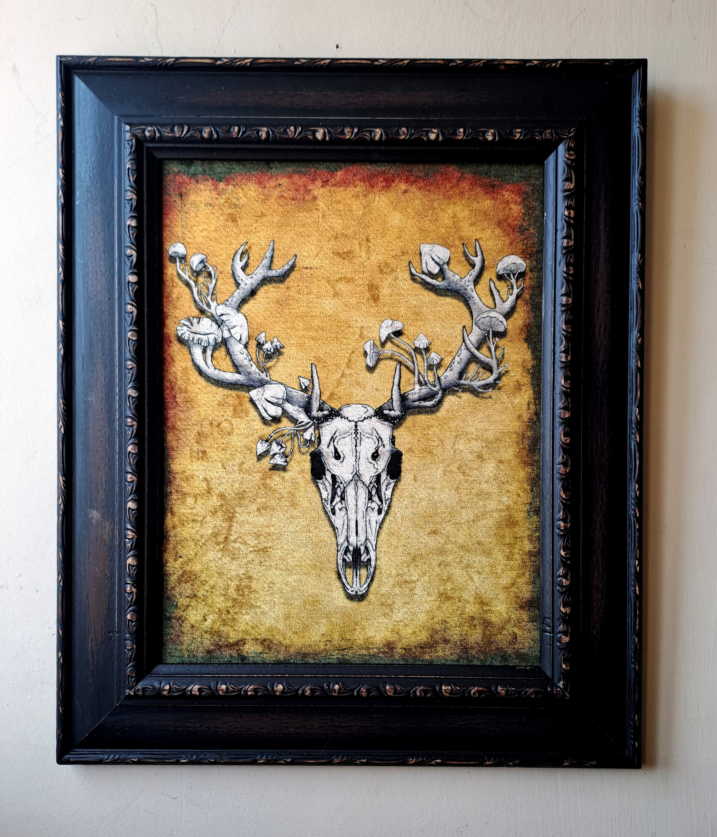 Framed velvet Artwork - Deer Skull