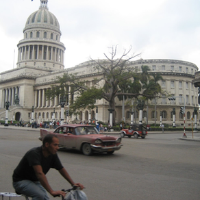 🇨🇺 Cuba: A Timeless Rhythm of Color, History, and Resilience  🌎