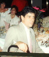 Albert_Kenny_Roberta_1986.gif