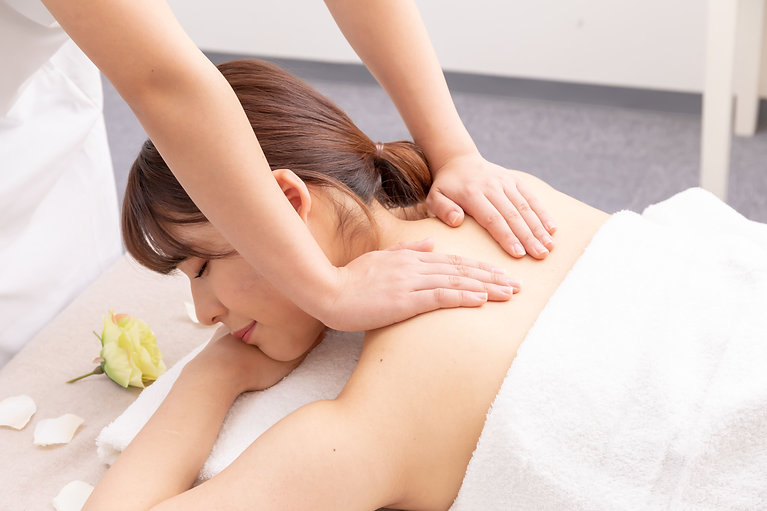近くのエステティシャンを検索