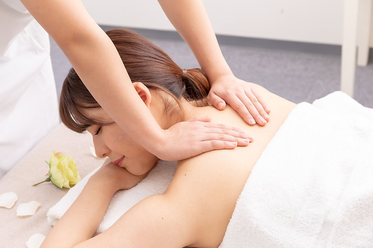 近くのエステティシャンを検索