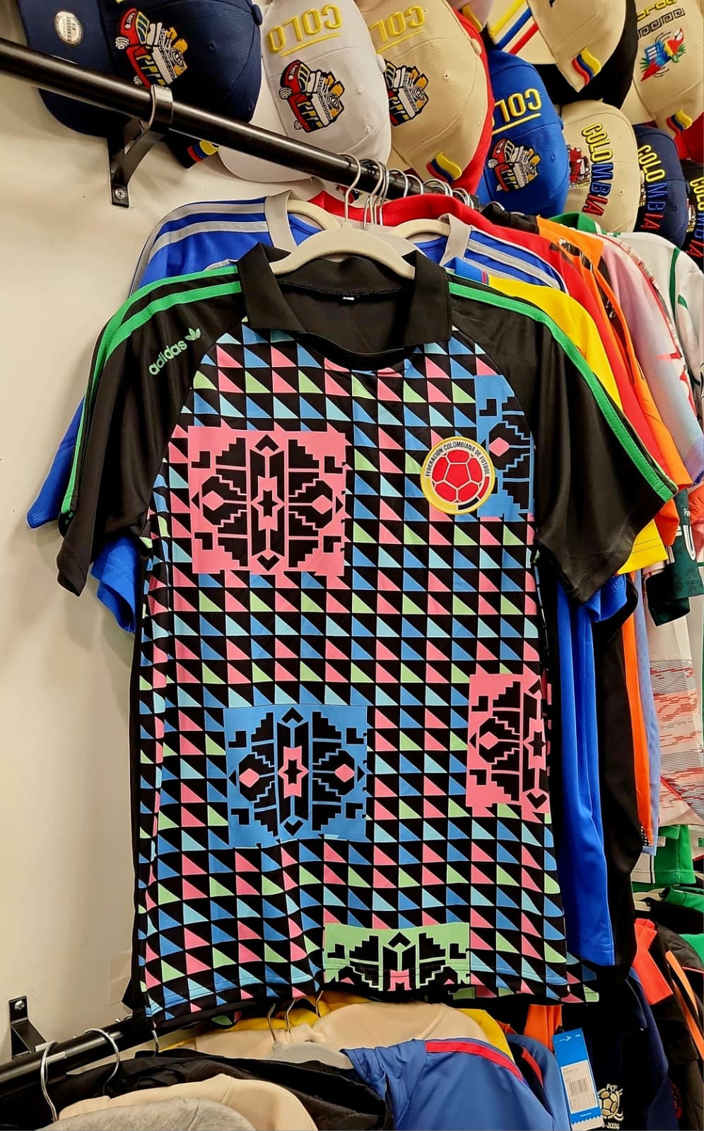 Camiseta Retro Selección Colombia - Año 1990 - Rene Higuita Negra Manga Corta