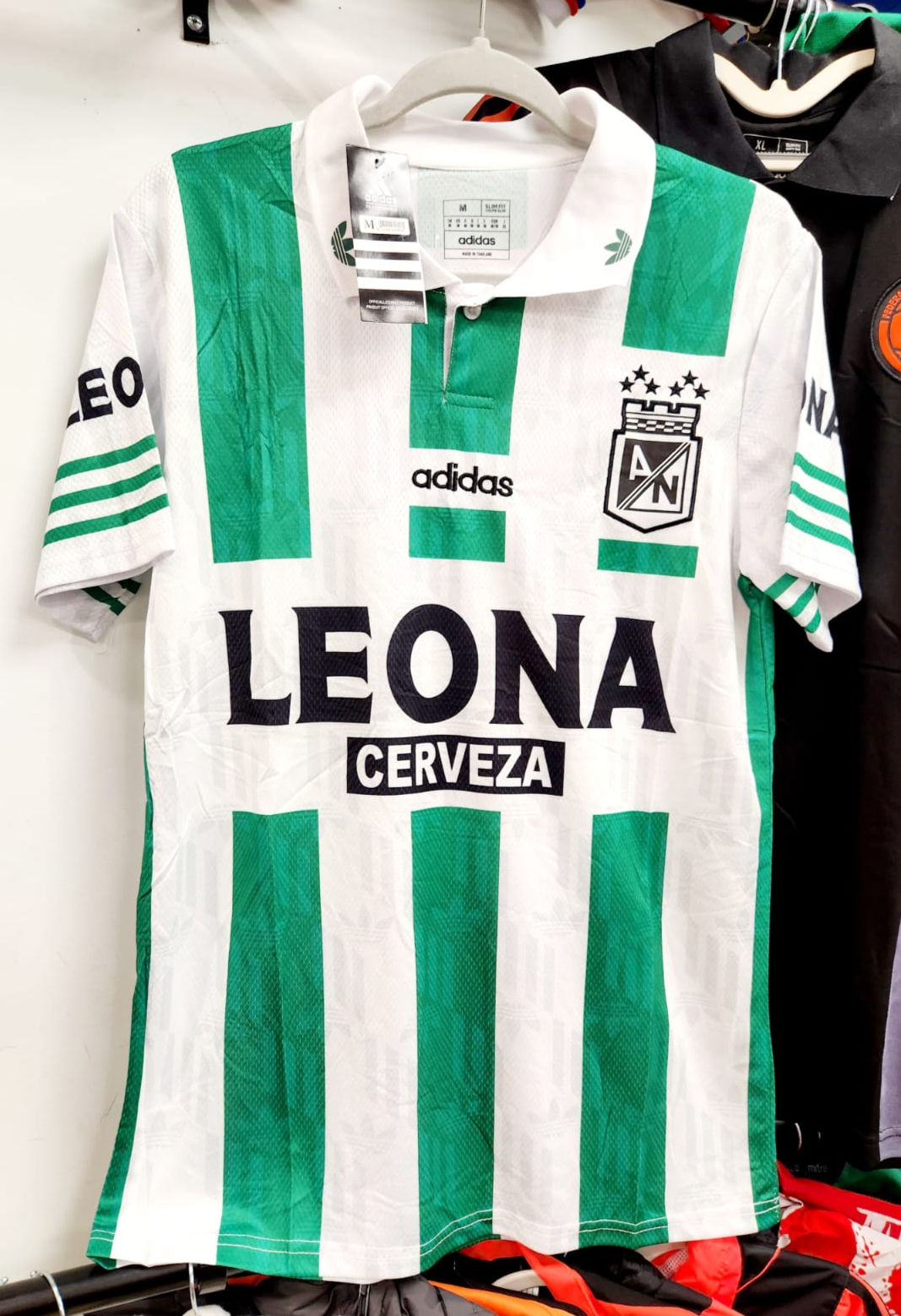 Camiseta Atlético Nacional - RETRO LEONA 1996 BLANCA # 10 - Réplica