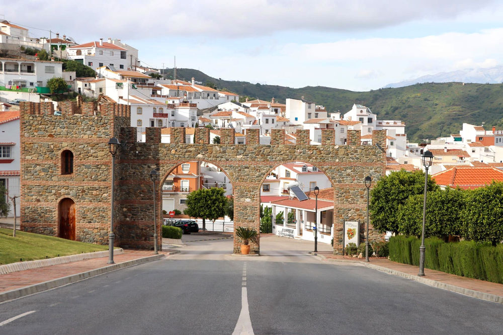 Foto de Parque Bienvenida a Moclinejo en Moclinejo, Málaga
