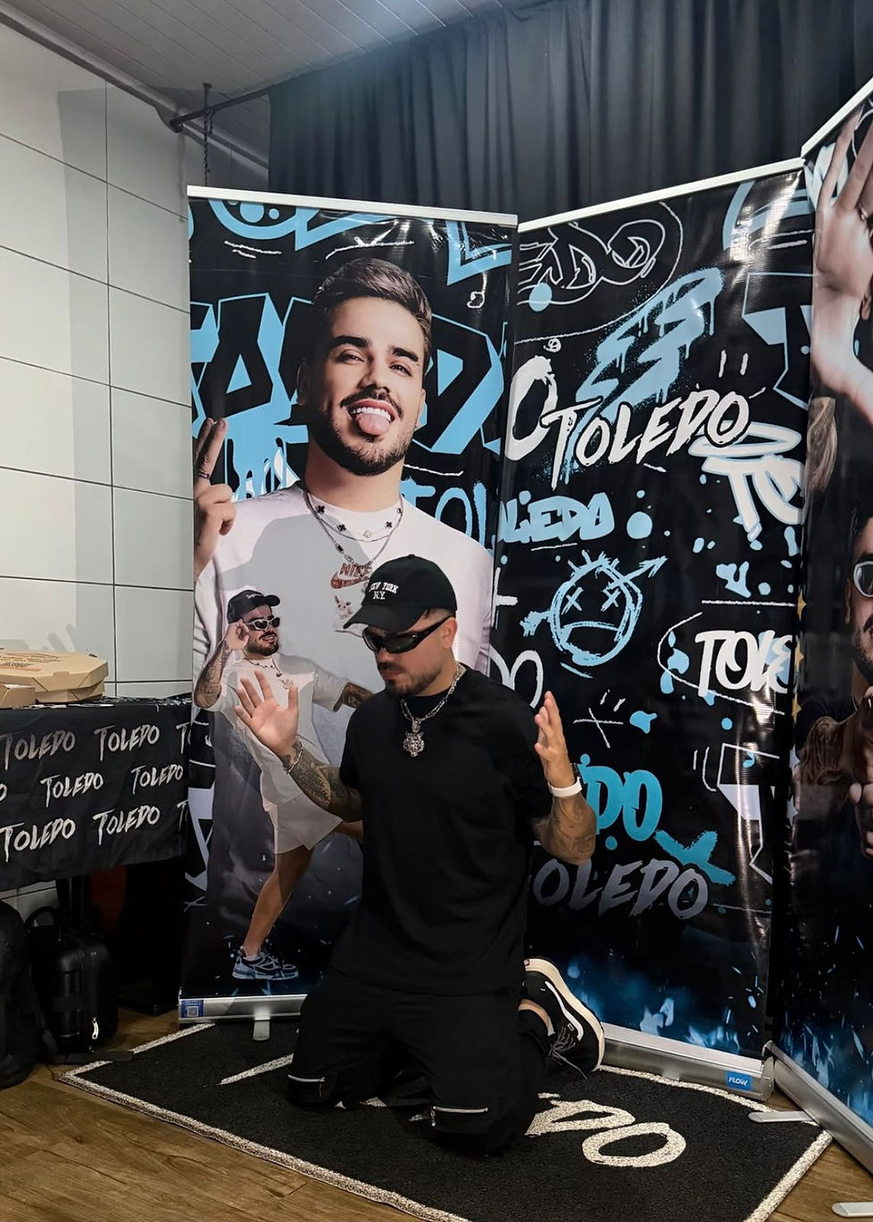 CHAMADO: Após oração em casa noturna, internautas incentivam DJ Toledo a converter as mulheres para a vida com Cristo