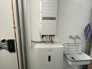 Komplettsystem: LG Wärmepumpe, Solaredge PV-Anlage + Stiebel Kontrollierte Wohnraumlüftung