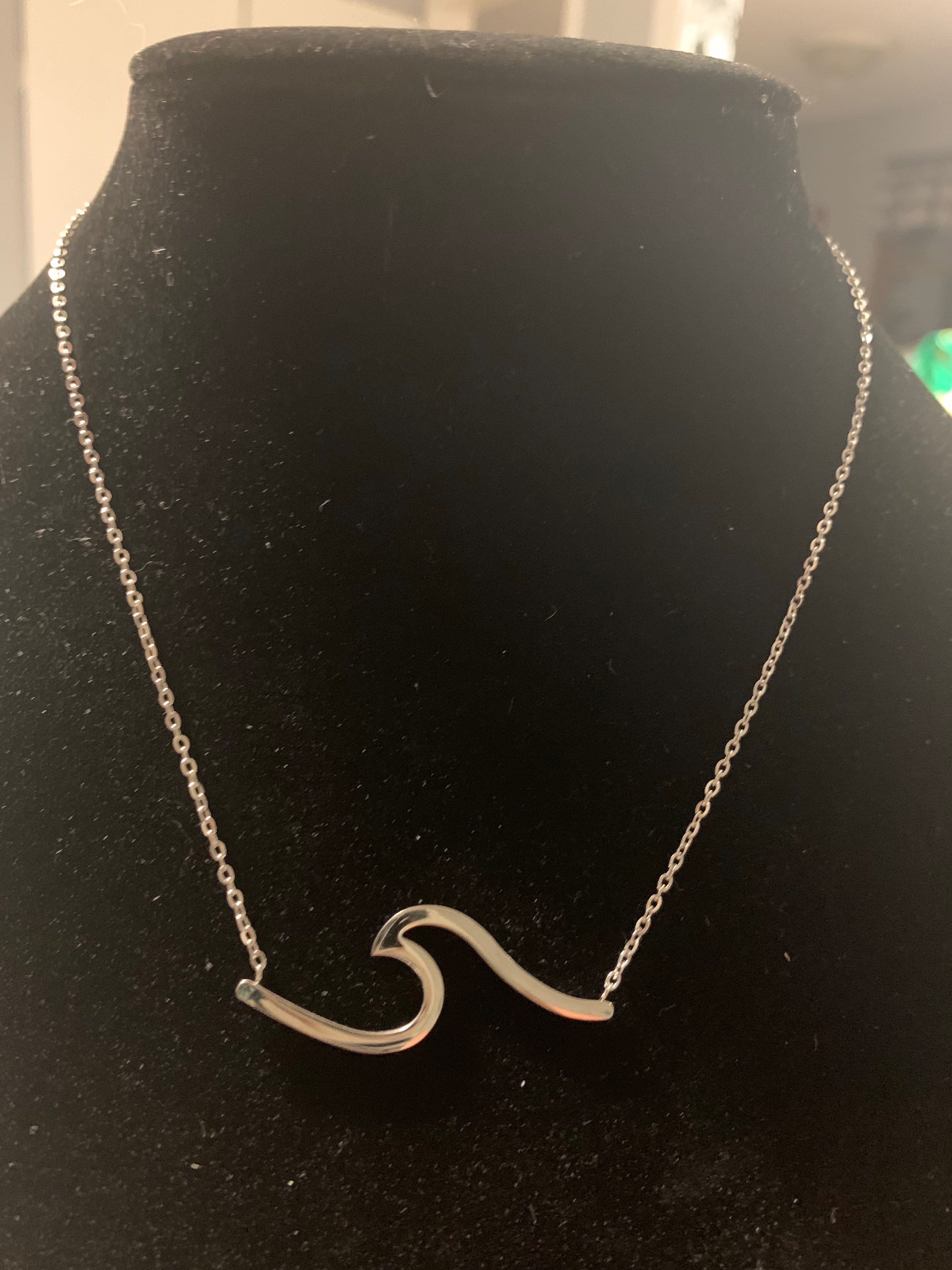 00162 - wave necklace  Stainless steel  16”